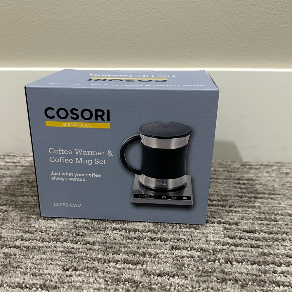 BRAND NEW! Cosori Coffee Warmer and Coffee Mug set